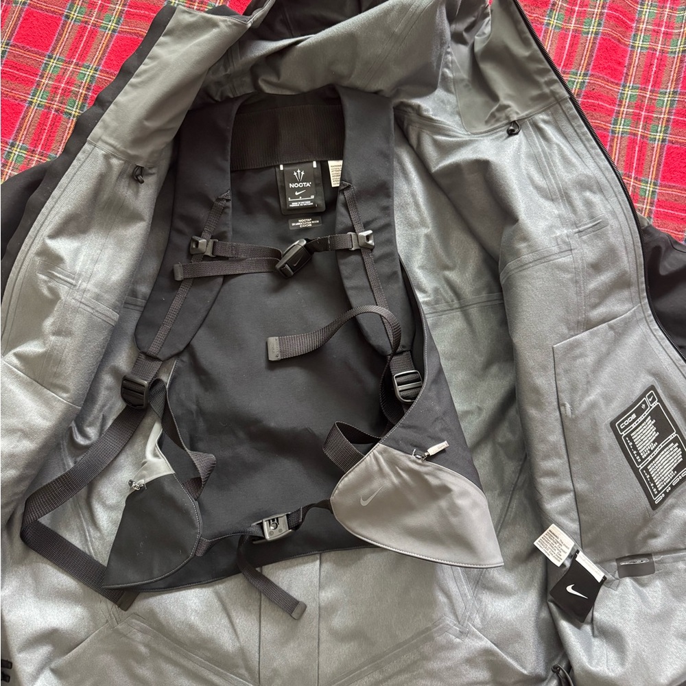Nocta Gortex Jacket - image 8